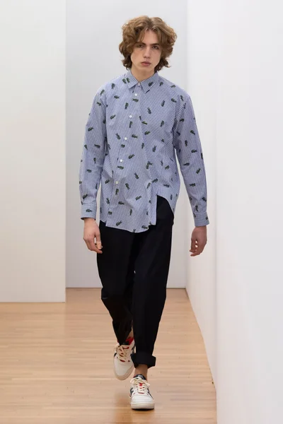 Look 14